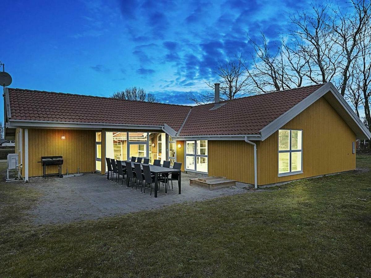 12 Person Holiday Home In Nordborg Kommune Exterior foto